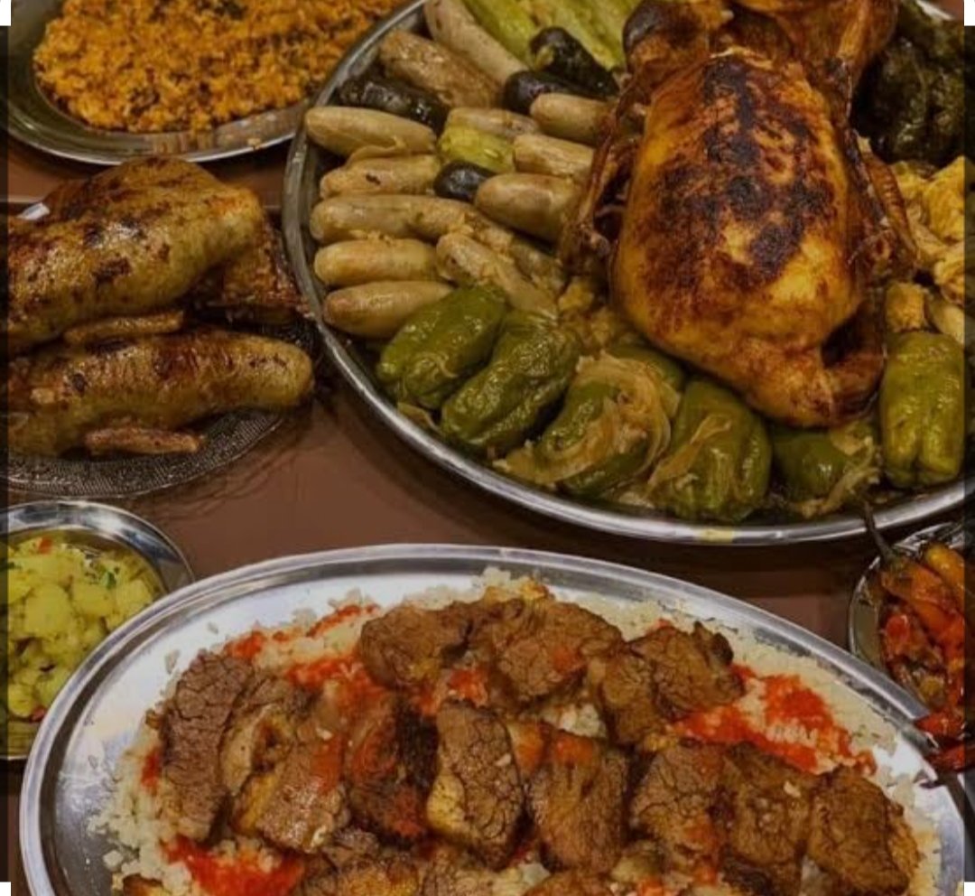 #WhenHamasVisitMe 
نتشرف وعلى راسنا من فوق والله
#عندما_تأتي_حماس_لزيارتي_وعائلتي