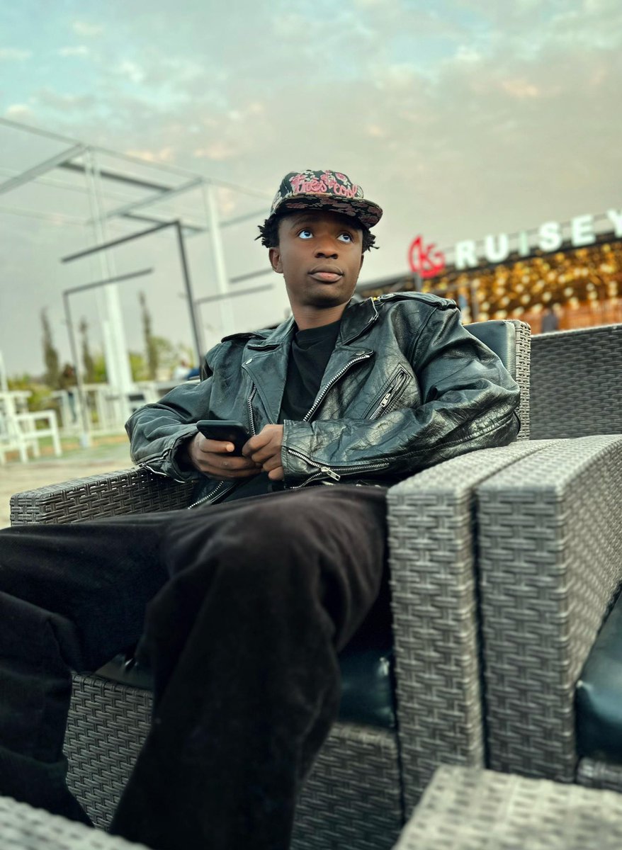 versejunior's tweet image. Find time for yourself and relax.