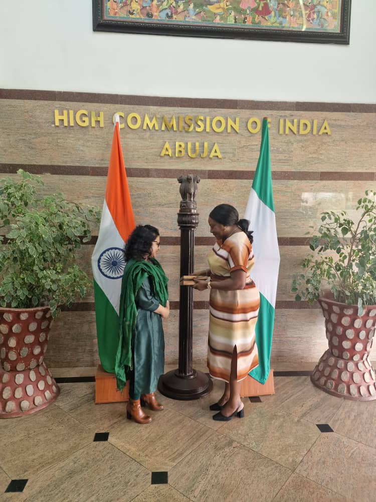 Nigerian Institute of Social & Economic Research (@niserofficial) on Twitter photo At the invitation of the Deputy High Commissioner, Ms. Vartika Rawat <a href="/varushi/">VARTIKA RAWAT</a> , the NISER DG, Prof. A.T. Simbine, visited the Indian High Commission today to discuss areas of possible collaboration. <a href="/india_nigeria/">India in Nigeria (and Benin & ECOWAS)</a> At the invitation of the Deputy High Commissioner, Ms. Vartika Rawat <a href="/varushi/">VARTIKA RAWAT</a> , the NISER DG, Prof. A.T. Simbine, visited the Indian High Commission today to discuss areas of possible collaboration. <a href="/india_nigeria/">India in Nigeria (and Benin & ECOWAS)</a>