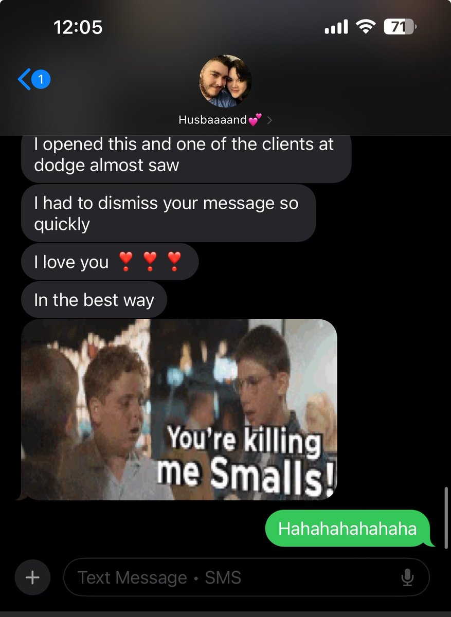 SimanthraJP's tweet image. One of my most favorite things to do is torment my husband with tasteful 🌶️🤳 while he’s at work with no warning 😂😂😂😇  I always make sure to ask if he’s alone before sending anything I wouldn’t want others to see.