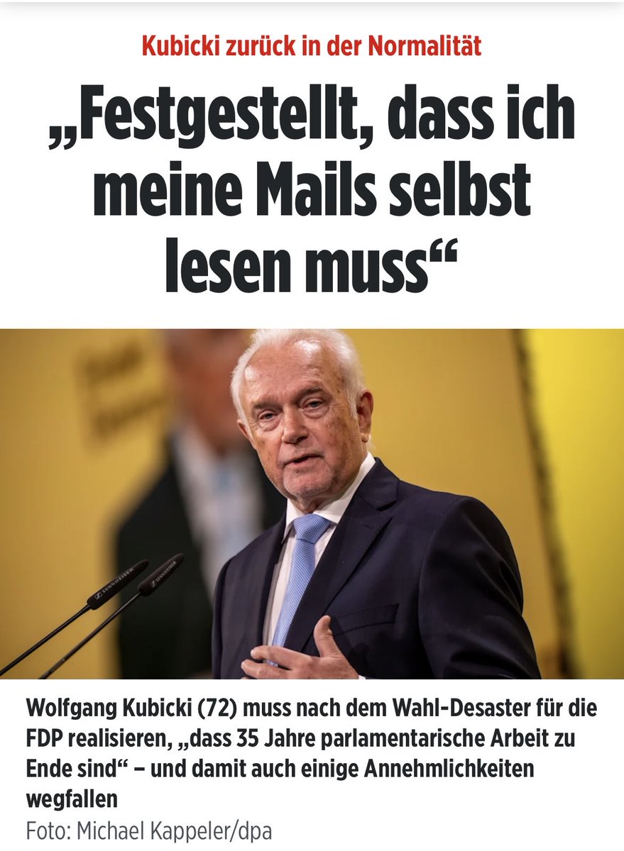 ToffeeFee tweet media