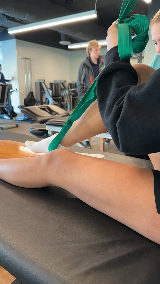 Suzy_0rta's tweet photo. 2 1/2 weeks post-op. I am able to go fully around a bike, and bend to 110°. I am progressing very well and much better than last time, staying strong, focusing on school and keeping my body healthy in order to get back quicker. I have 3 more weeks with the brace and im definitely looking forward to getting it off lol! #2026 #soccer #ECNL #goalkeeper #gk #Dallas #Texas #varsitysoccer @ImYouthSoccer @PrepSoccerTX @PrepSoccer @ImCollegeSoccer @ECNLgirls @ExpoRecruits