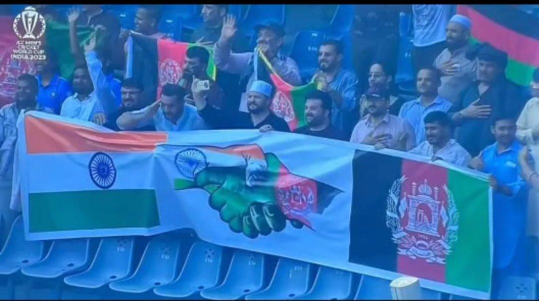 England vs Afghanistan match A beautiful picture of love and brotherhood 🇮🇳 🤝🇦🇫  

 #AFGvsENG  #ChampionsTrophy   "Ibrahim Zadran"