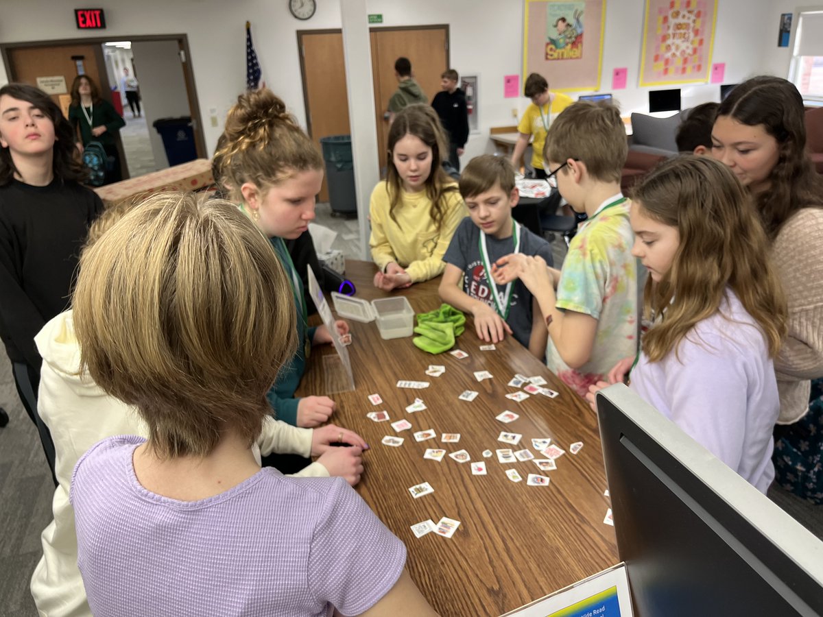 BrucherReads's tweet photo. And even more readers from this morning's Caudill party! Donuts, tattoos, and swag bags and 20-book readers. #BeLeafs https://t.co/fehN6W0yG4