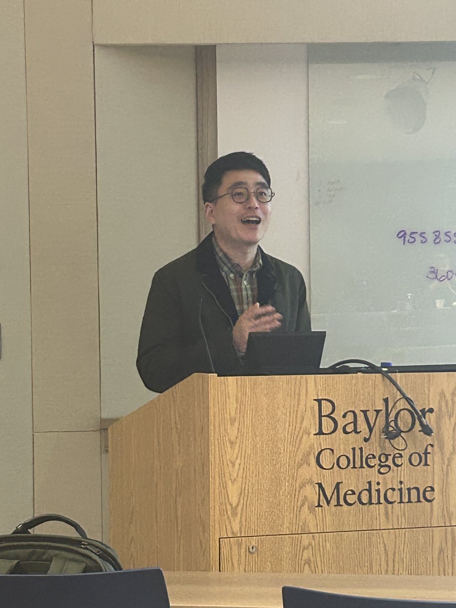 CAGTHouston's tweet image. 🧠🔬"Diverse roles for astrocytes in brain circuits in health and disease." Thank you Junsung Woo, Ph.D for sharing your work with us! Do you think astrocyte cells drive the healing process? #CancerResearch