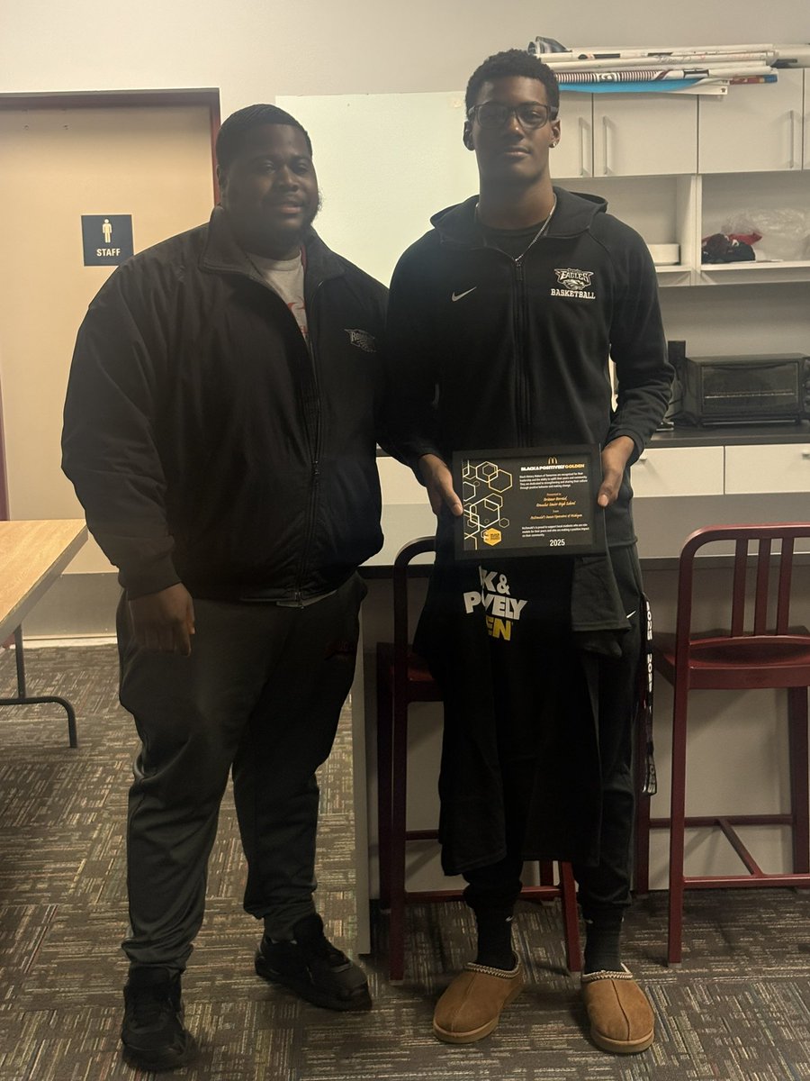 romulus_eagleFB's tweet photo. Thank you to the McDonald’s Owners/Operators of Michigan for awarding Toriano Herrod Jr with the Black History Scholarship. 
Toriano is a 6’3-DE-C/O 2025 who will be continuing his education and football career at Alma College. https://t.co/EhypmsqQVY