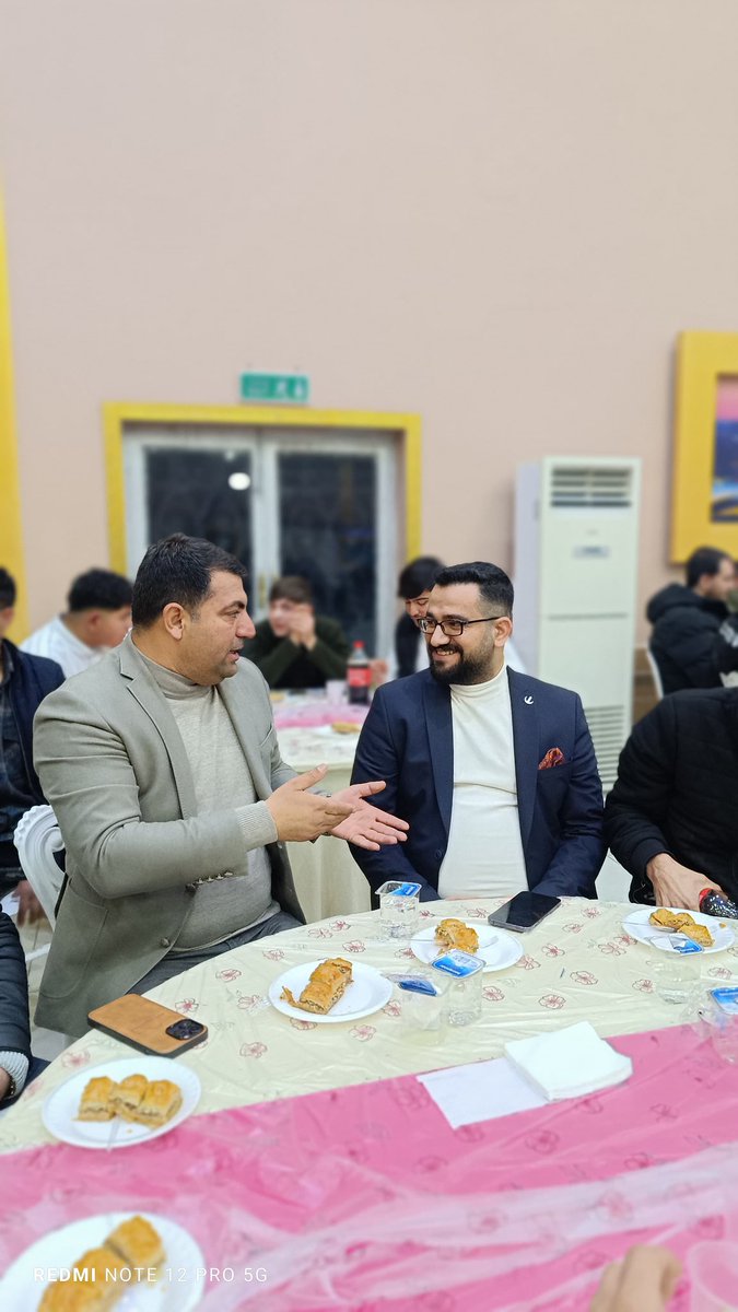 Kirvem Cumali Karavar ile birlikte Kartal Ailesinin Nişan Merasiminde bulunup Hayırlı olsun dileklerinde bulunduk.
<a href="/KaravarCumali/">cumali karavar</a>