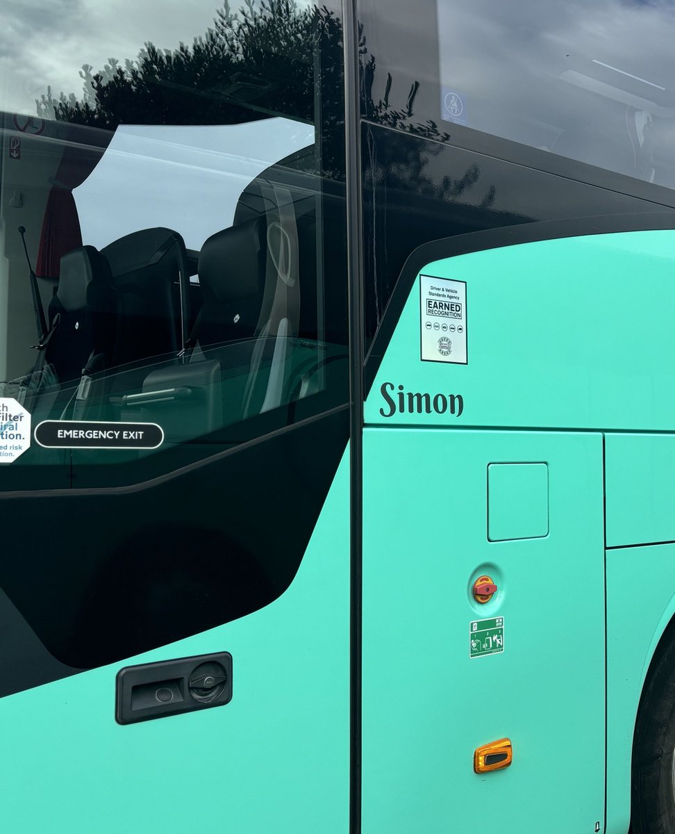 BarnesCoaches's tweet image. Earned Recognition Scheme✅️
This week we&apos;ve been given some new shiny Earned Recognition achievement signs, to proudly displayed on our coaches! 🚍️

#EarnedRecognition #DVSA #CoachOperator #Swindon #Wiltshire #CoachTravel #BarnesCoaches
