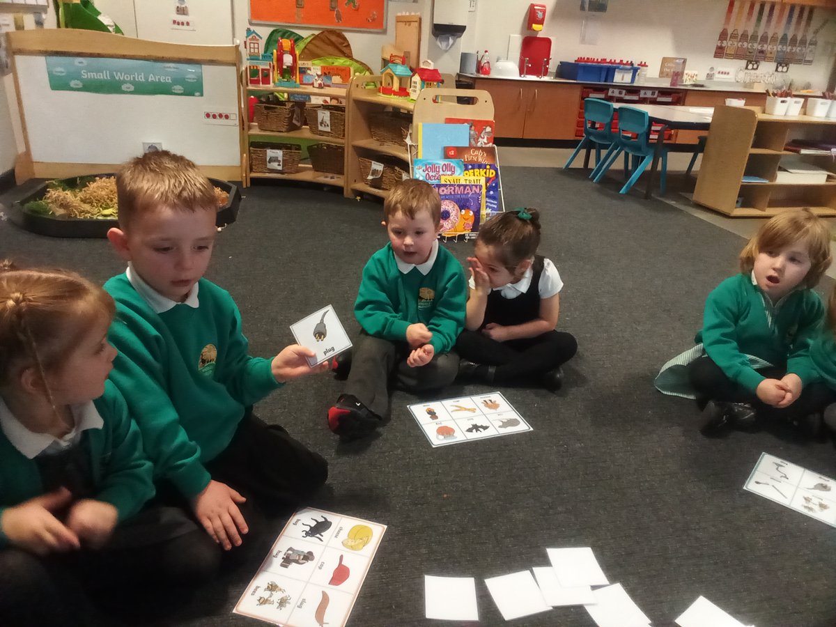 gcpfs1's tweet image. The children tried really hard today in phonics with the rhyming bingo. Well done! @PrimaryGreat #gcpliteracy #gcpphonics
