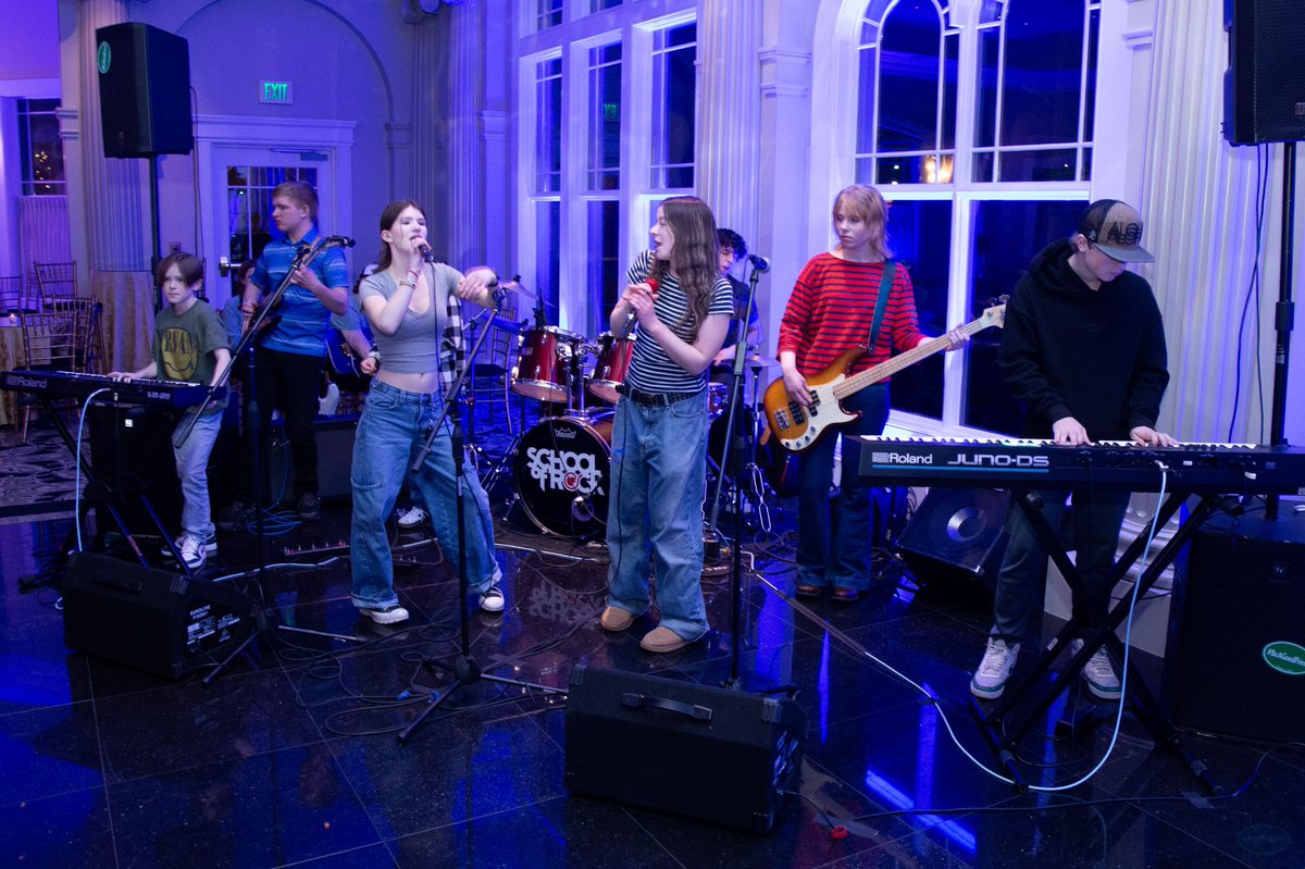 The results are in: we raised over $300,000 for youth mentoring at our Empowering Potential Gala!

Thank you all for your support and making this a truly empowering evening. 💚