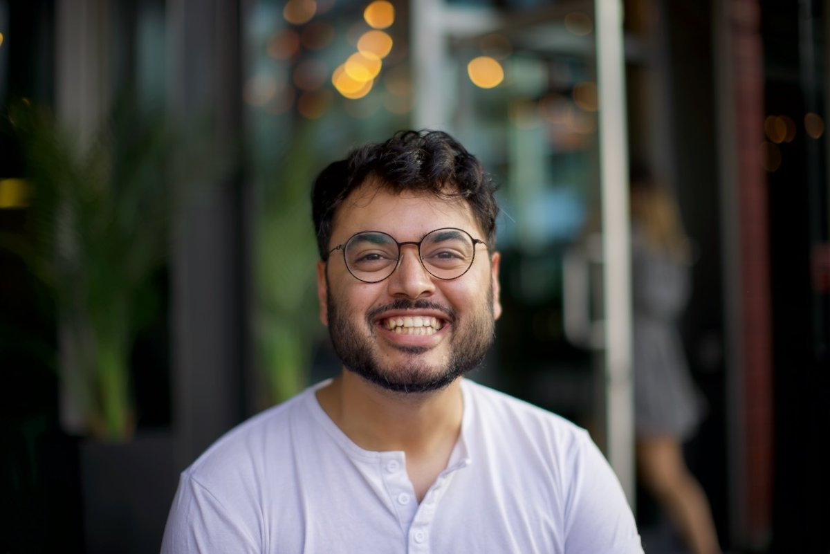 Meet your #AstroOnTap speakers! Gourav Khullar (he/him) is a postdoc fellow at UW interested in understanding how and when galaxies stop forming stars. He will talk about his work at the intersection of space telescopes like JWST, gravitational lensing, &amp; distant galaxies!