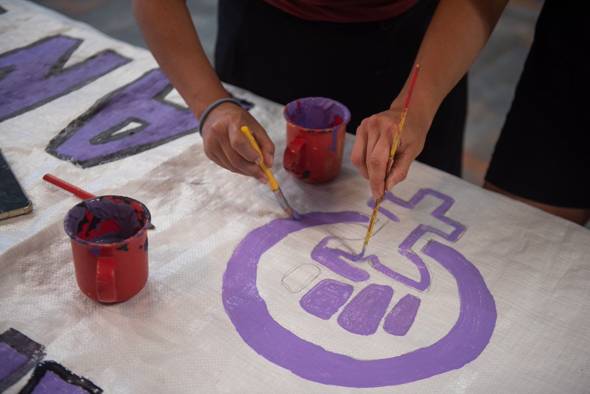 generopitcnt's tweet photo. Hacia el #8M Jornada de propaganda 

📢 PARO INTERNACIONAL DE MUJERES 📢 https://t.co/GAInnMJfgj