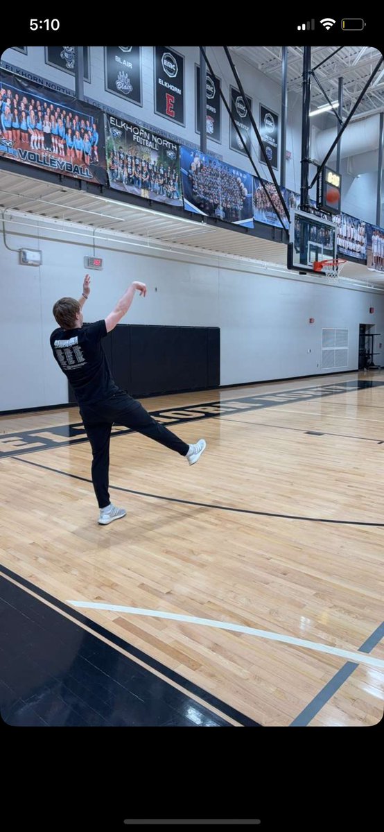 Elkhorn North Barstool tweet media