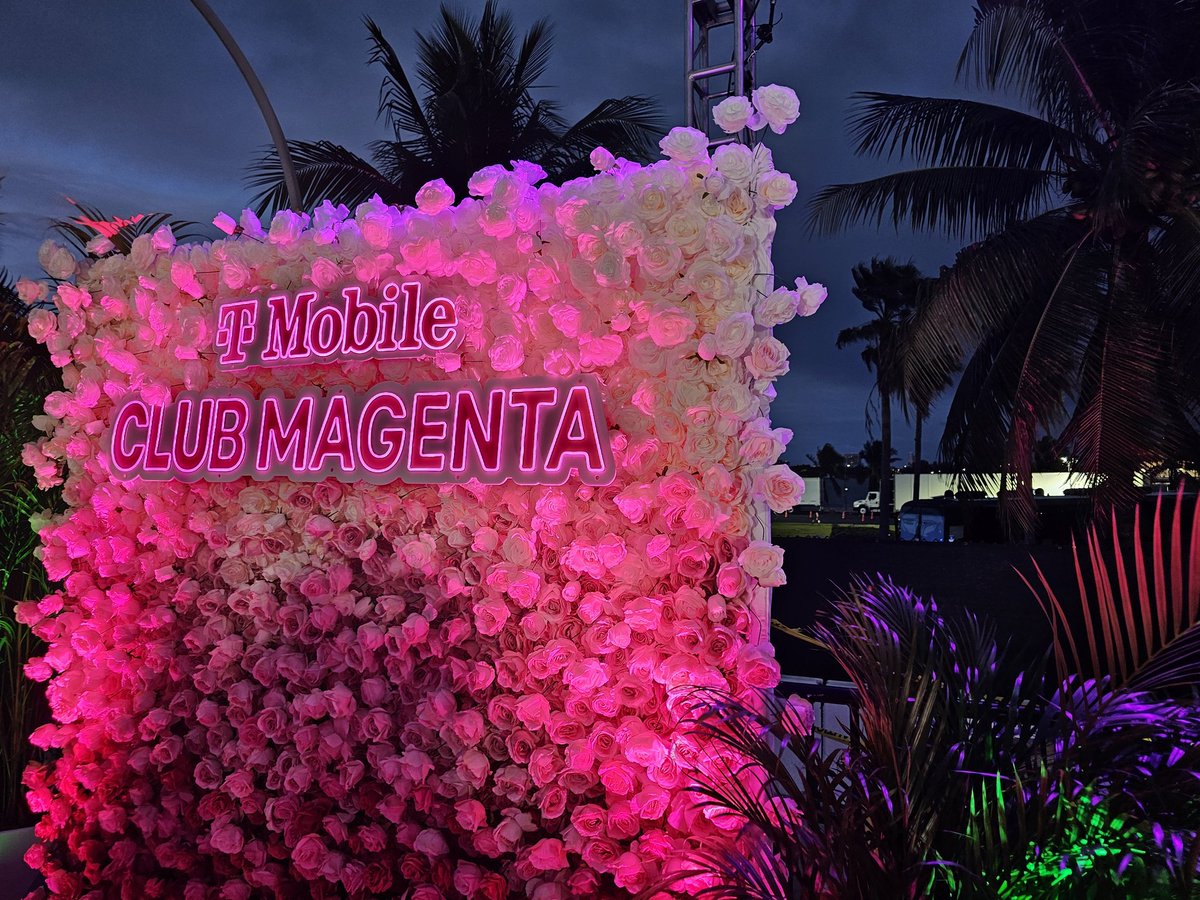 Jorge Martel (@jemartel) on Twitter photo Had a great time last week with the awesome <a href="/TMobileLatino/">T-Mobile Latino</a> <a href="/TMobilePR/">T-Mobile Puerto Rico</a> Marketing Teams visiting our Fantastic Miami Retail Team and attending #PremioLoNuestro La pasamos super bien en el Club Magenta y con nuestra amiga <a href="/unajevaconEM/">Una Jeva Con Esclerosis</a> ! Had a great time last week with the awesome <a href="/TMobileLatino/">T-Mobile Latino</a> <a href="/TMobilePR/">T-Mobile Puerto Rico</a> Marketing Teams visiting our Fantastic Miami Retail Team and attending #PremioLoNuestro La pasamos super bien en el Club Magenta y con nuestra amiga <a href="/unajevaconEM/">Una Jeva Con Esclerosis</a> !