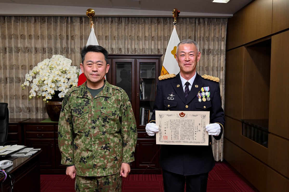 2月21日、 ＃陸上総隊 は陸上総隊最先任上級曹長の交代行事を実施しま