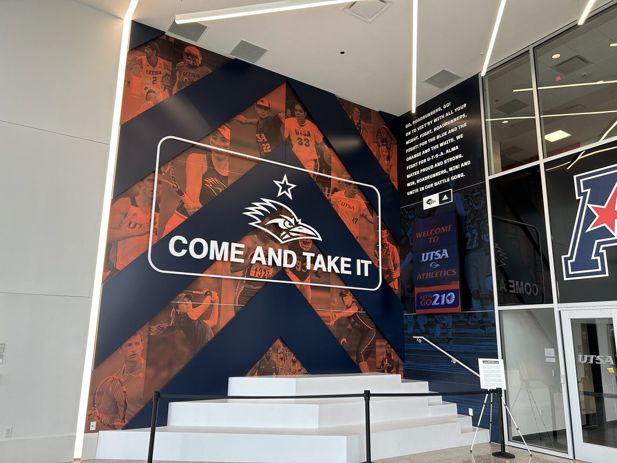 On campus today with <a href="/UTSAAthletics/">UTSA Athletics</a> 🤙

Swoosh coming soon… ✔️