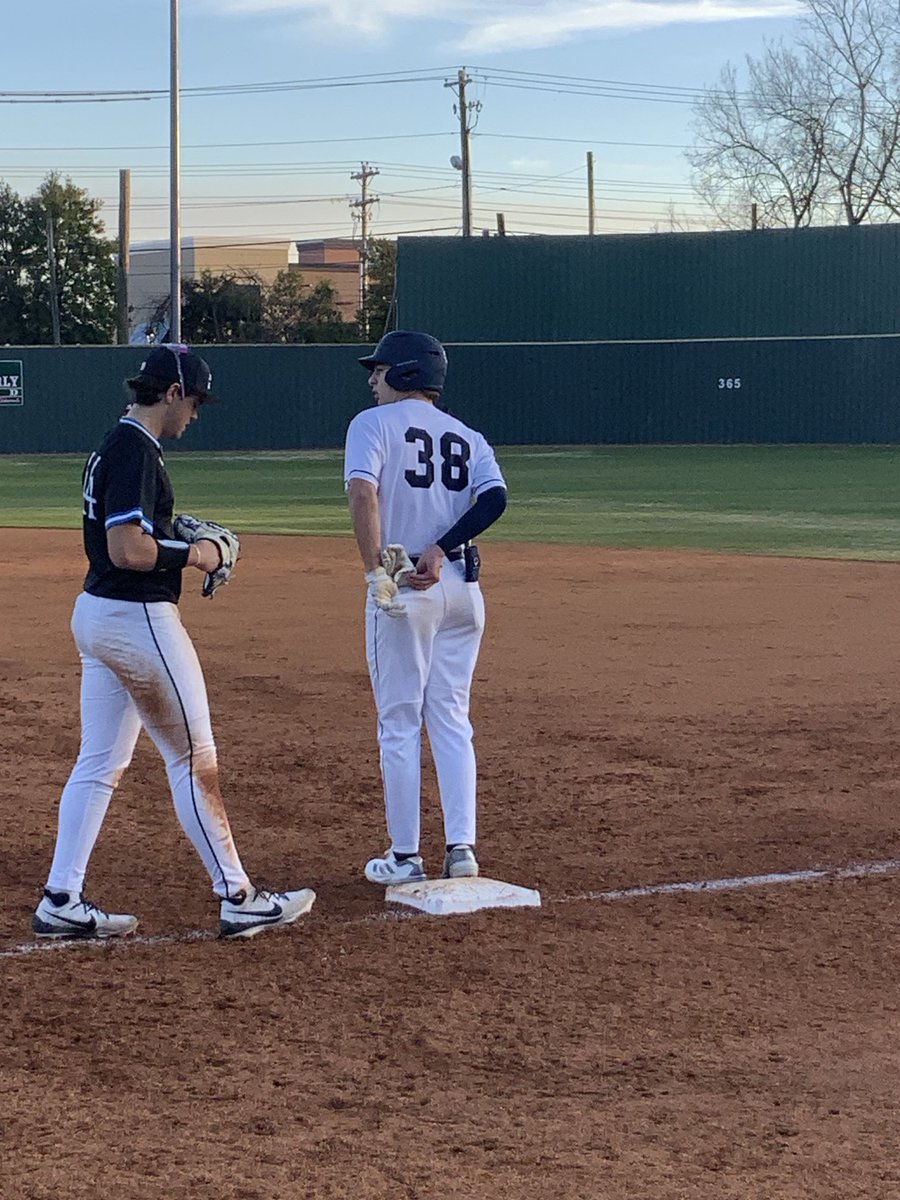 jack tate (@coachtatefhs20) on Twitter photo RBI Single for Farragut Freshman 3B COLE CREASMAN! (#38)
Admirals vs CAK โพ๏ธโ๏ธ
โฆ<a href="/AdmiralGameday/">Farragut Baseball</a>โฉ RBI Single for Farragut Freshman 3B COLE CREASMAN! (#38)
Admirals vs CAK โพ๏ธโ๏ธ
โฆ<a href="/AdmiralGameday/">Farragut Baseball</a>โฉ