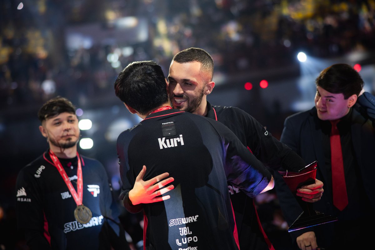 Obrigado por ser meu amigo, teammate e familia. Wish you luck for your future.  Tmj bro vc eh foda ❤️