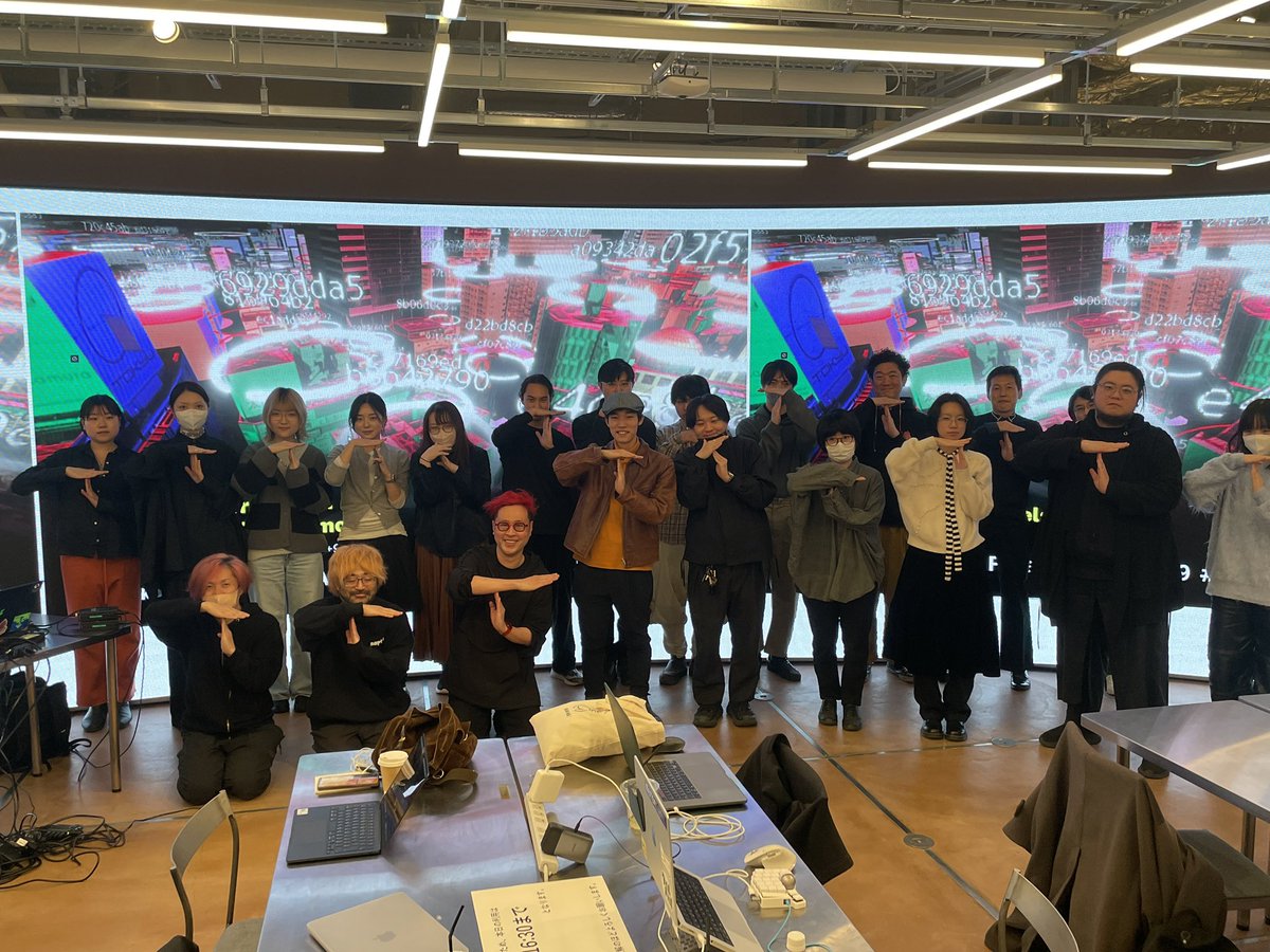 madoka55537's tweet image. 昨日はありがとうございました
PLATEAU TouchDesigner Pluginのワークショップに沢山のご参加ありがとうございました！

ご参加いただいた皆様、404の皆様、TDSWの原田さん
ありがとうございました！

#TouchDesigner 
#PLATEAU