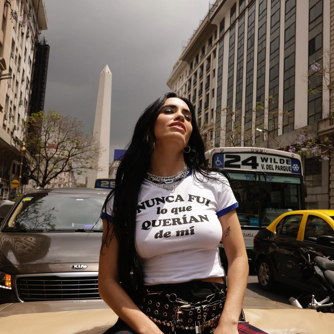 TTendenciaX's tweet image. "Artistas":
Porque brillan por su silencio los distintos artistas ante los abundantes casos de inseguridad y asesinatos, mientras la gente exige la #RenunciaKicillof.