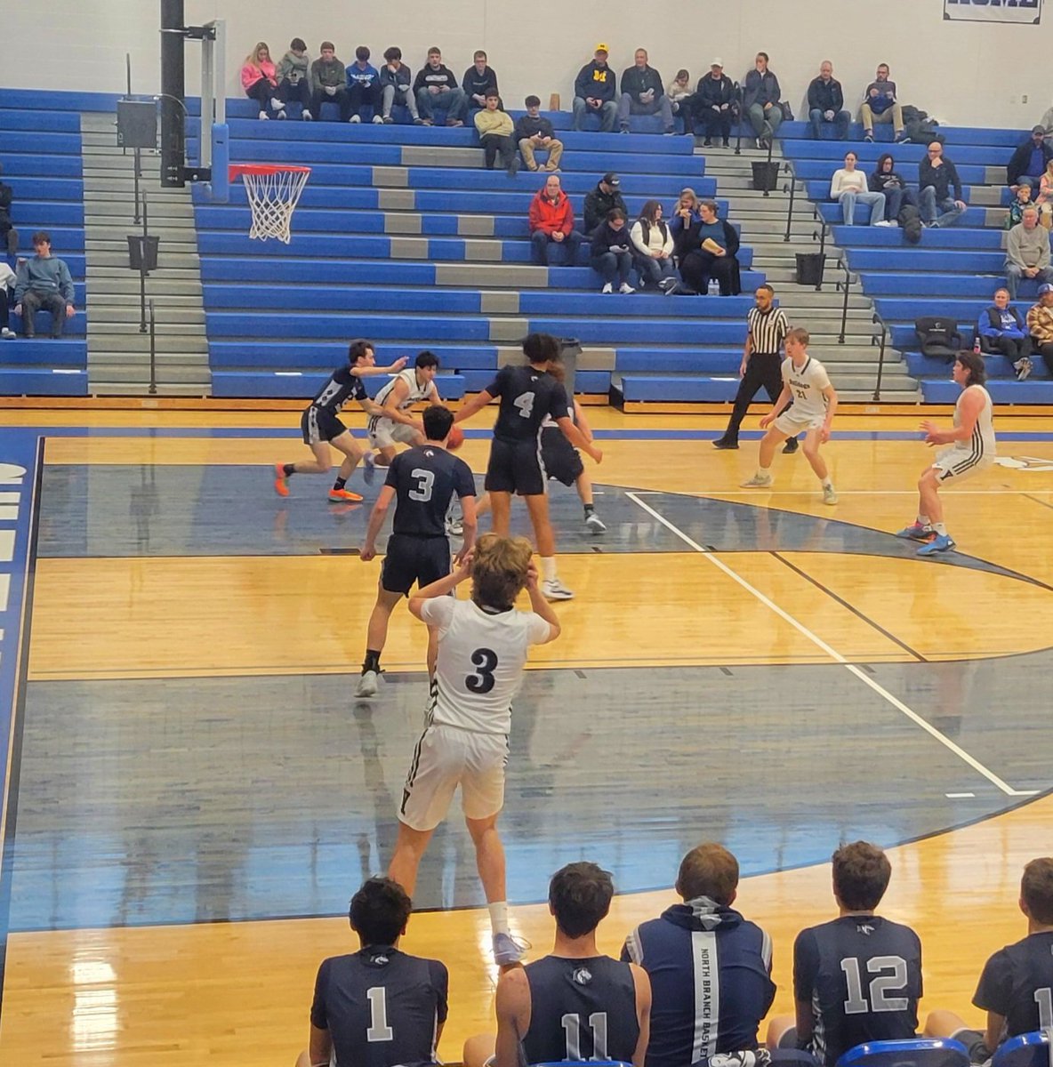 NB - 19
Yale - 39
Halftime.