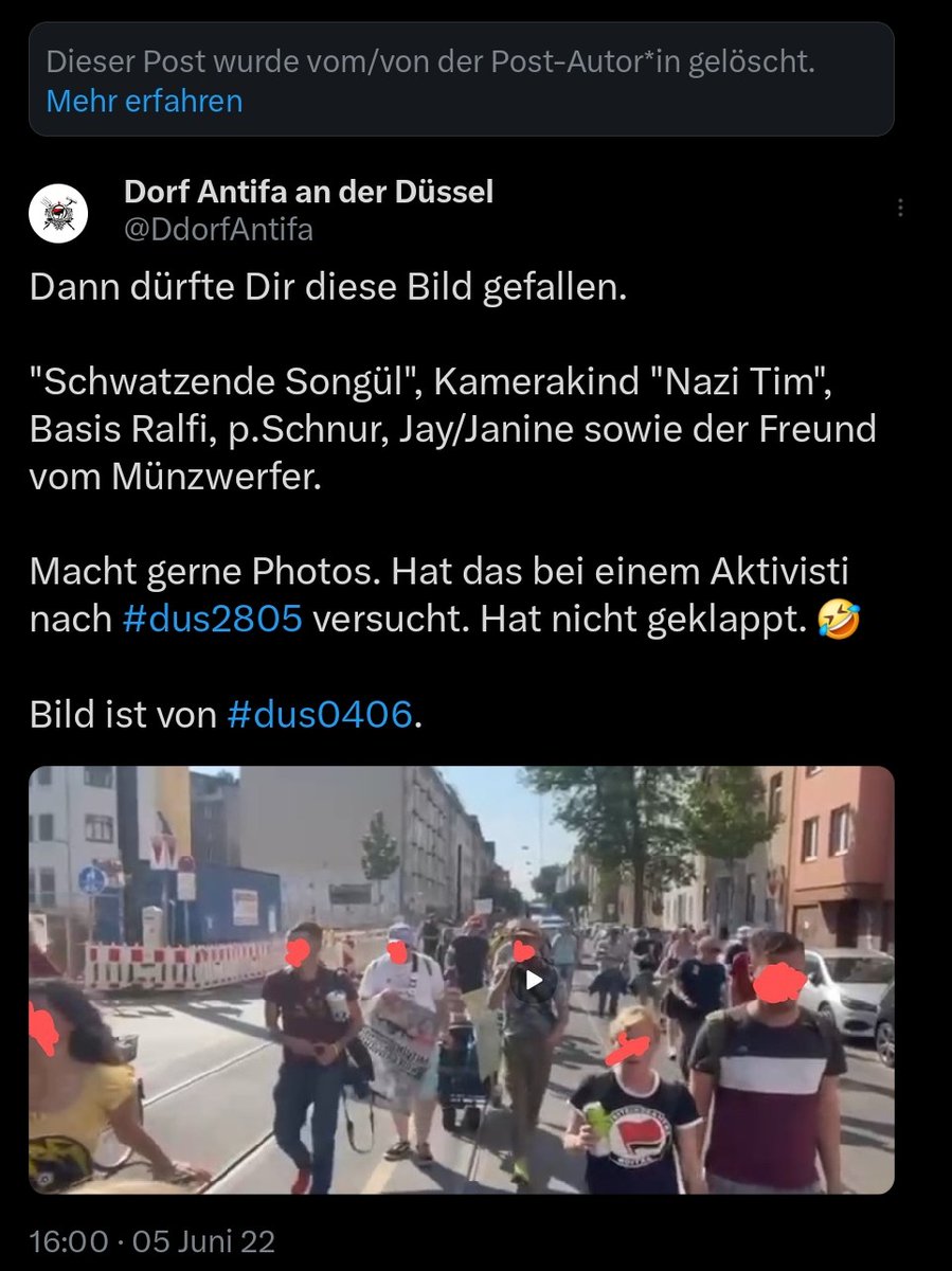 KoeAntifa161's tweet photo. @Borussenvogel Du meinst weil #SongülSchlürscheid vergessen hat, daß Sie mit #Nazis marschiert?
Wir erinnern #SongülLügt gerne an #ThomasBreuer von #NPD/#DieRechte/#Heimat.
Mit #ThomasBreuer & #BiancaPfaffenholz ist #SongülSchlürscheid gerne marschiert.
Oder hier in #Düsseldorf. https://t.co/XvELIid9UF