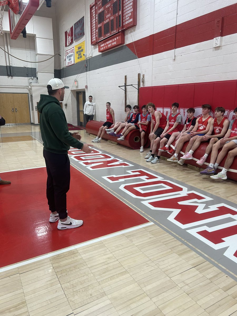 HADDONTWPHOOPS's tweet photo. Shout out to former Hawks Standouts, Tyler Easterday 13’ and Pat Burns 13’ who delivered great messages to our guys last night in preparation for Round 1 vs Clayton tonight! #family @HadTwpSports https://t.co/NFgG3rDRVJ