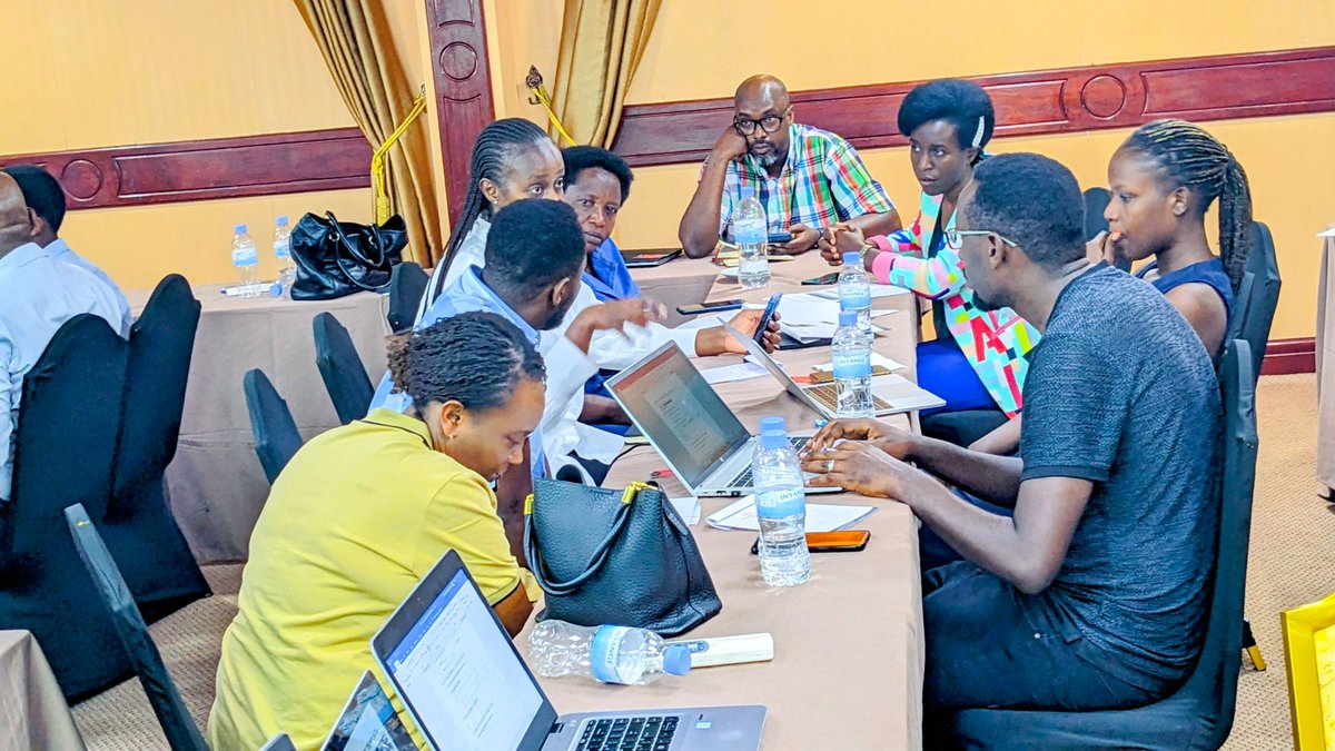 HEAR_Rwanda's tweet image. Over the past two days, #HEAR officials and members joined a Resource Mobilization Training by @TradeMarkAfrica  Africa through the #VIBEProgram. They gained key skills in funding, partnerships and financial sustainability—boosting efforts to drive Rwanda’s agricultural growth!