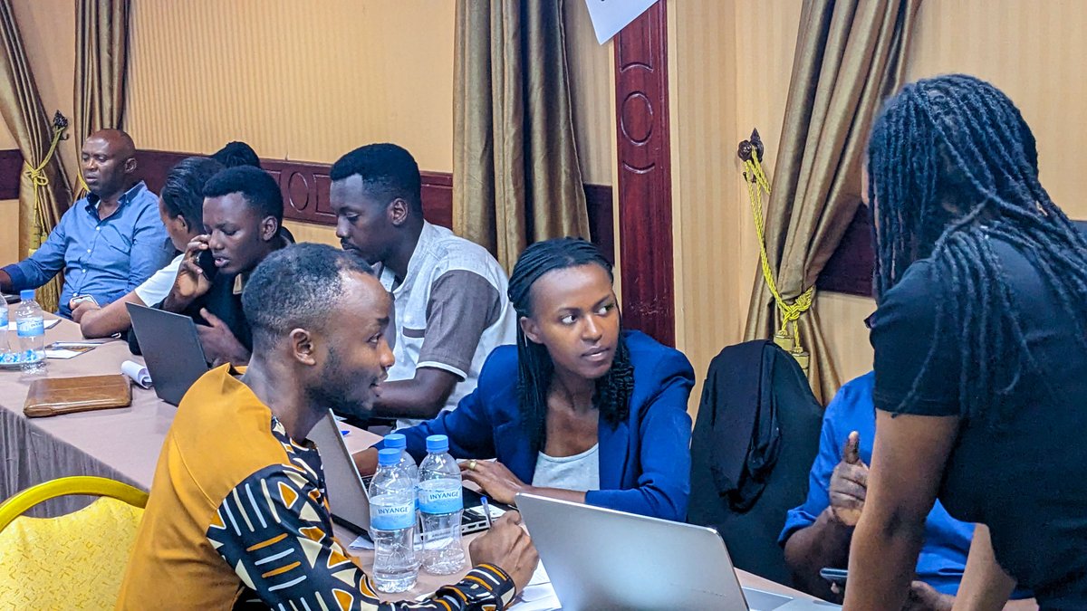 HEAR_Rwanda's tweet image. Over the past two days, #HEAR officials and members joined a Resource Mobilization Training by @TradeMarkAfrica  Africa through the #VIBEProgram. They gained key skills in funding, partnerships and financial sustainability—boosting efforts to drive Rwanda’s agricultural growth!