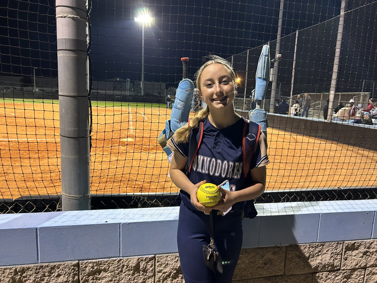VynnCredible's tweet photo. @2027Spike3 @CoachPetikS @FSU_CoachWilson @TCam_FSUSB @CoachBallMalone Great job kiddo! Proud of ya! #3isme https://t.co/oxD6vsbVez