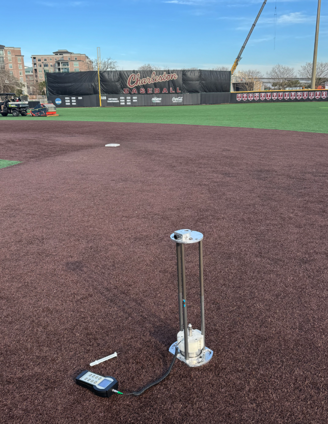 TheMotzGroup's tweet photo. From North to South, Motz365 is on the move! We're sprucing up Cannon School’s multipurpose field in Concord, NC, and then tuning up the @CofCBaseball field. It's all in a weeks work— helping to make sure every play is perfect and every game is great.  #Motz365 https://t.co/GPO2oTyOdv