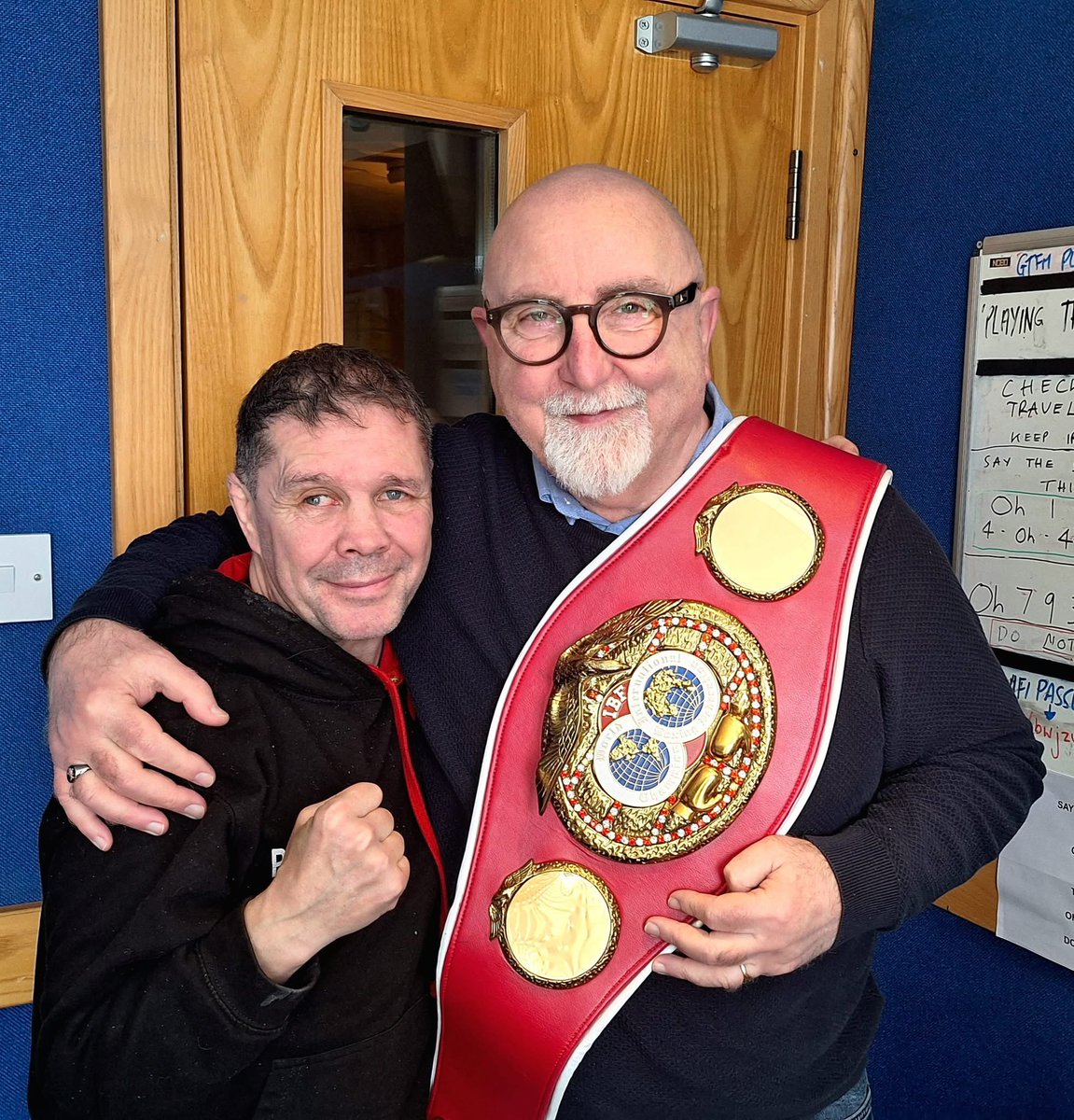 Listen back to former World boxing champion Robbie Regan along with Simon Weaver and Andrew Bowen on GTFM today with Gareth Williams earlier today.

🎧 player.autopod.xyz/829427 (1hr 13mins in)
