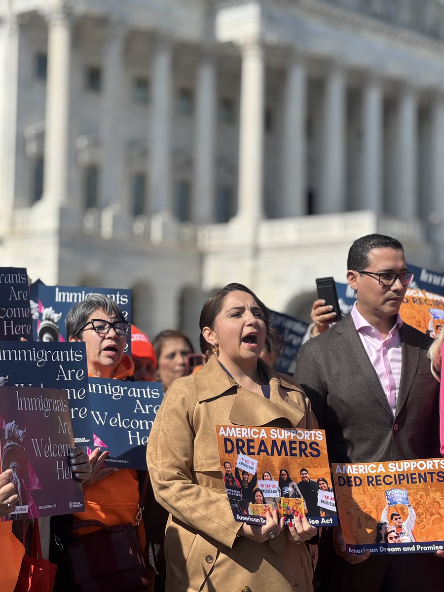HispanicCaucus's tweet image. We stand with DREAMERS 🦋

The @HispanicCaucus is proud to support the American Dream and Promise Act.