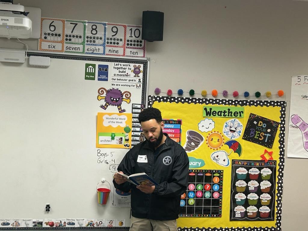 U.S. Marshals Service Dallas (@usms_dallas) on Twitter photo <a href="/USMS_Dallas/">U.S. Marshals Service Dallas</a> participated in a Pre-K reading event at the Forest Lane Academy along with <a href="/NDTXnews/">US Attorney N. Texas</a> and <a href="/DallasPD/">Dallas Police Dept</a>. Deputy U.S. Marshals spent time reading to pre-k students and handing out new books as well. <a href="/USMS_Dallas/">U.S. Marshals Service Dallas</a> participated in a Pre-K reading event at the Forest Lane Academy along with <a href="/NDTXnews/">US Attorney N. Texas</a> and <a href="/DallasPD/">Dallas Police Dept</a>. Deputy U.S. Marshals spent time reading to pre-k students and handing out new books as well.