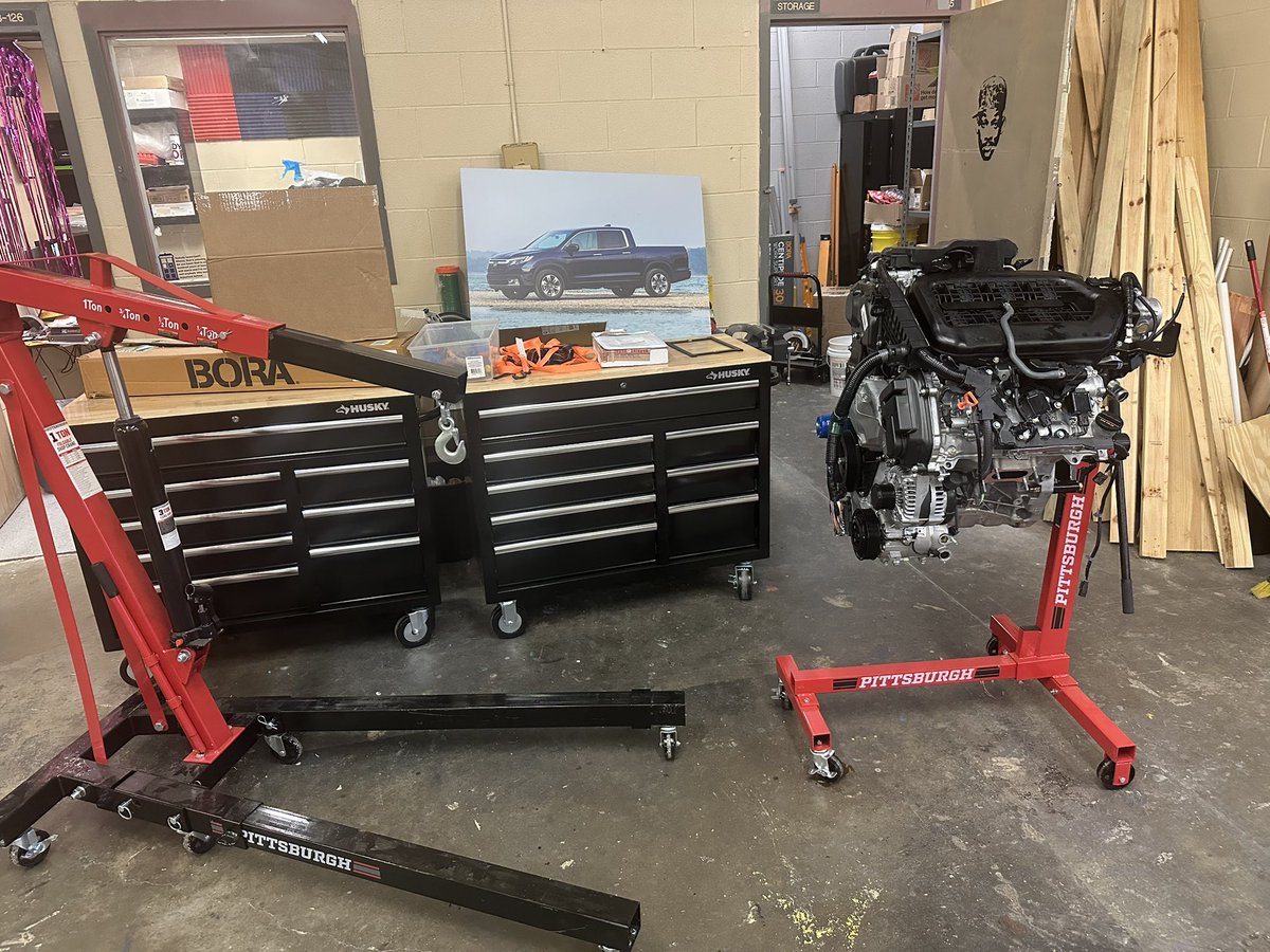 MHSIndMain's tweet image. New motor mount for our Honda donated motor. It took the entire class but we got it mount! Also, installed our new updated time clock. No more punching time cards My students will have badges and PIN numbers to clock in/out. @MinorHighTigers @JEFCOCareerTech @JEFCOED @SkillsUSA