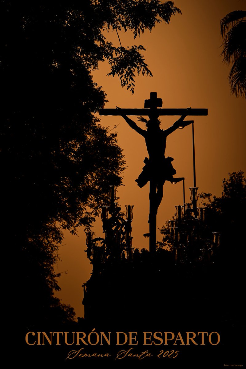 🔴 Cartel de la Semana Santa de Cinturón de Esparto 2025.

Una obra del reconocido fotógrafo sevillano <a href="/fransantiph/">Fran Santiago</a>, cuya calidad artística está sobradamente demostrada en cada uno de sus trabajos fotográficos. Fran forma parte del equipo de Cinturón de Esparto desde el año 2019.