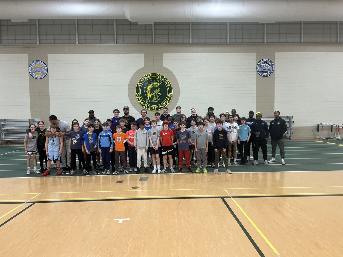 Evan Smith (@evansmityy) on Twitter photo Had a great time helping with <a href="/GBNJrSpartans/">Glenbrook North Jr Spartan Football and Cheer</a> this past weekend! Had a great time helping with <a href="/GBNJrSpartans/">Glenbrook North Jr Spartan Football and Cheer</a> this past weekend!