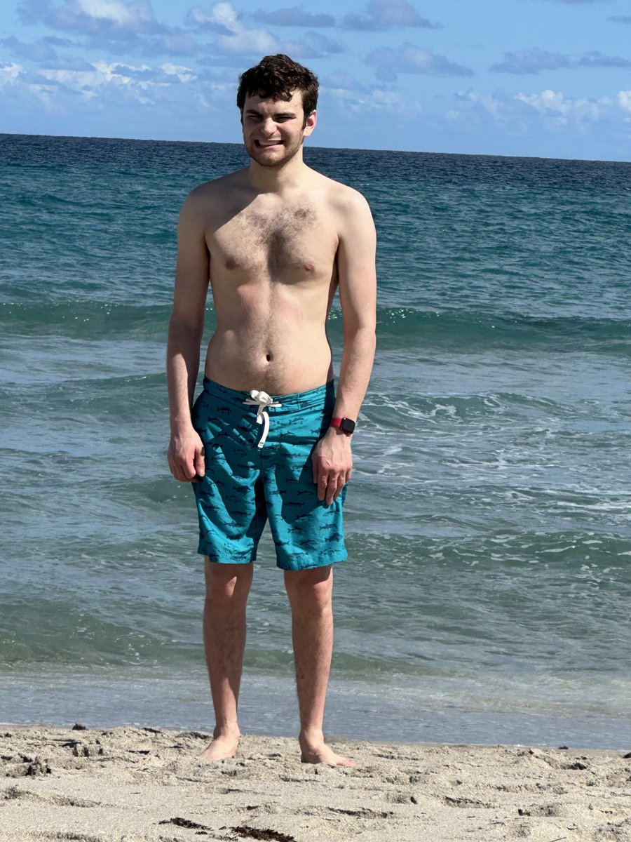 hbunsis's tweet image. Josh Bunsis at Red Reef Park in Boca and the ocean behind him
