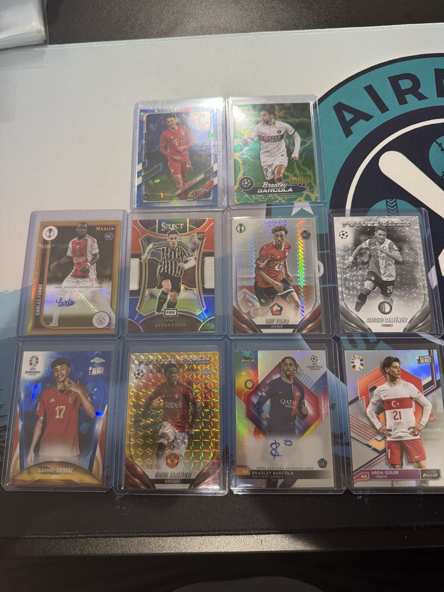 AirMex Cards tweet media