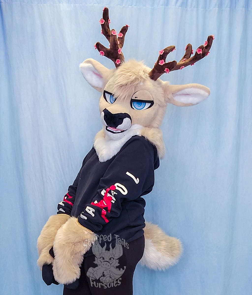 Rivo🌸 (@rivothemutt) on Twitter photo Meet my new boy Osmo! 🌸
Totally forgot to update y'all during NFC as that's where I had a surprise debut for him!
Had so much fun going around fooling people who I knew/who knew me, incognito bleater!🦌
The suit is made by <a href="/StuffedTailsFur/">StuffedTailsFursuits |STF|</a> and I couldn't be happier! ♥️ Meet my new boy Osmo! 🌸
Totally forgot to update y'all during NFC as that's where I had a surprise debut for him!
Had so much fun going around fooling people who I knew/who knew me, incognito bleater!🦌
The suit is made by <a href="/StuffedTailsFur/">StuffedTailsFursuits |STF|</a> and I couldn't be happier! ♥️