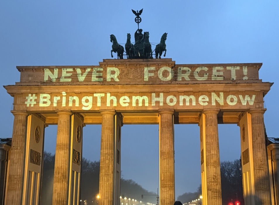 decovfefinated's tweet photo. For #YardenBibas May the memories of Ariel, Kfir and Shiri always be a blessing. #BringThemAllHomeNow #AmIsraelChai #b2602 https://t.co/pFE4QJnL6R