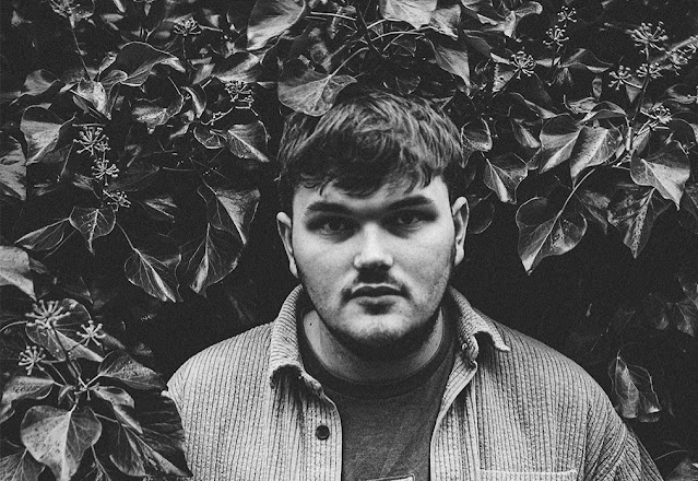 It's All Indie 🎶 (@its_all_indie) on Twitter photo <a href="/oliverpindr/">Oliver Pinder</a> drops his huge new single, "haunted" // itsallindie.com/2025/02/oliver… // <a href="/oliverpindr/">Oliver Pinder</a> drops his huge new single, "haunted" // itsallindie.com/2025/02/oliver… //