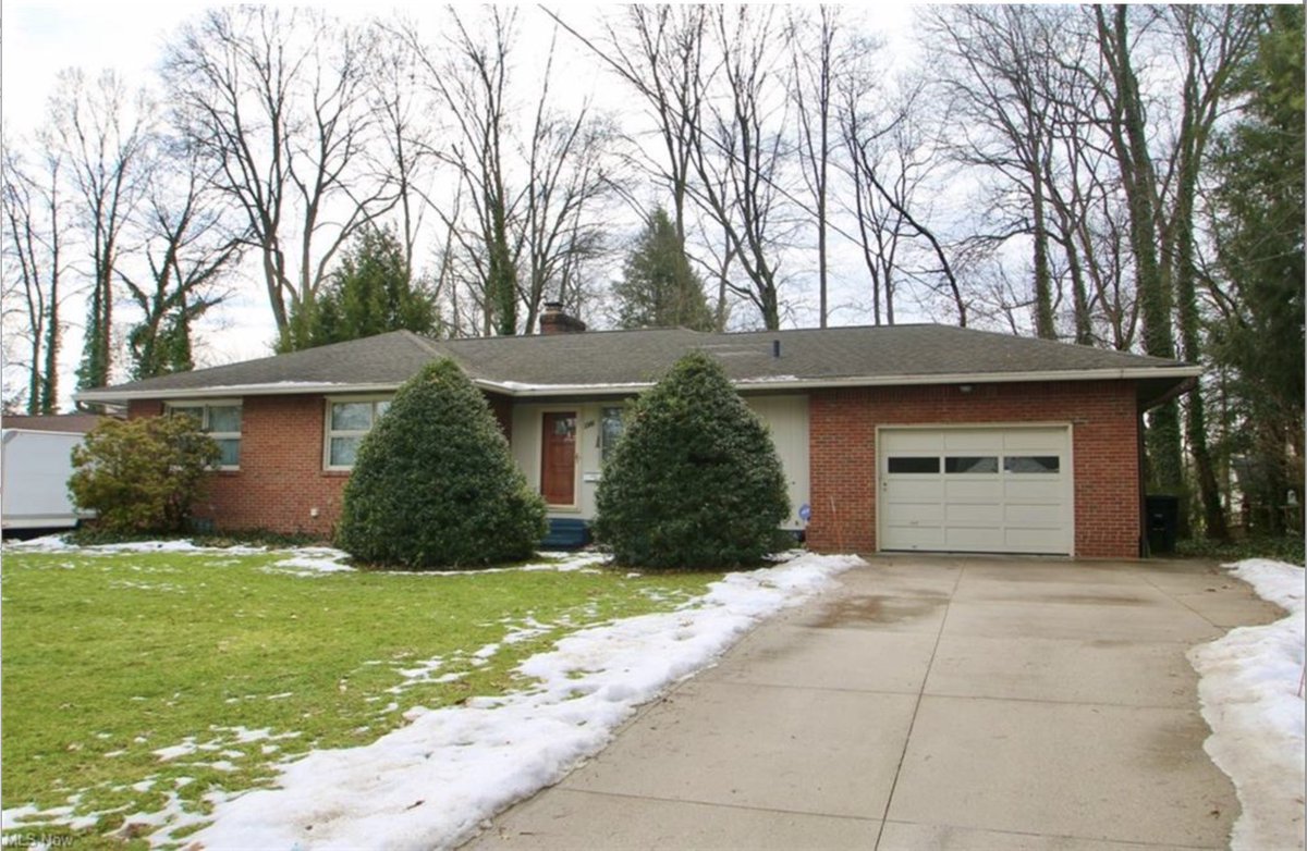 reek400's tweet photo. Our highest purchase price on a flip to date! Best neighborhood we’ve bought in as well.
#NextFlip https://t.co/KNeghqVelq
