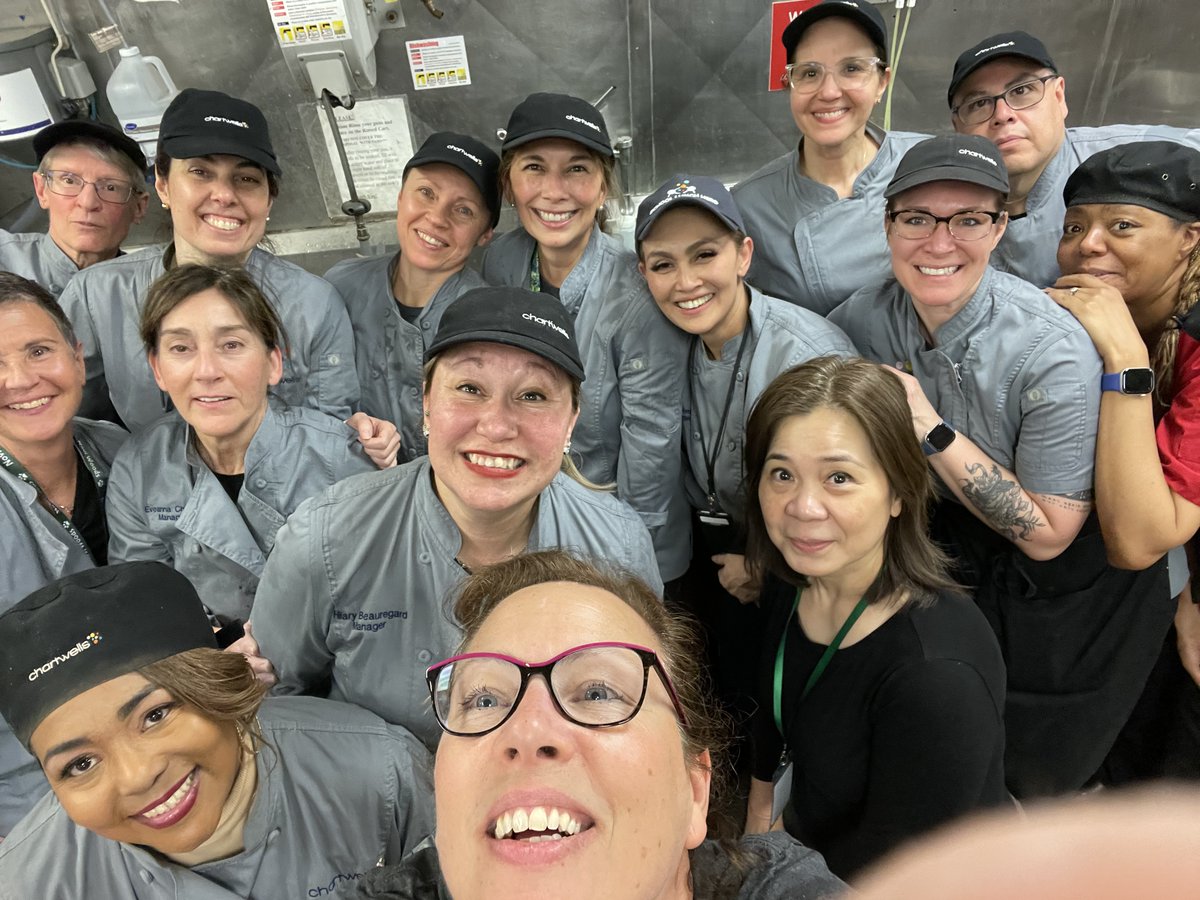 Kim Sinclair tweet media