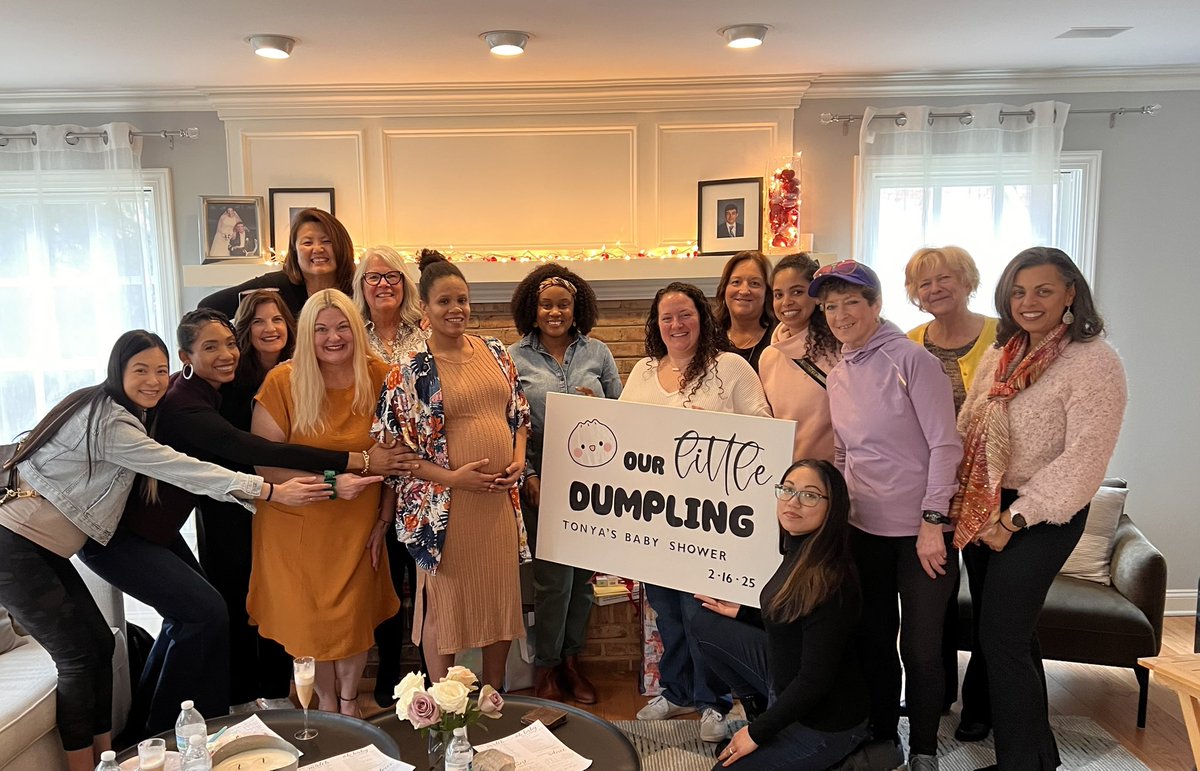 Tenacious T tweet media