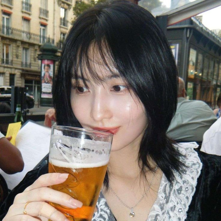 Depois de passar a manha e parte do dia trabalhando numa bomba de um citroen eu mereço uma cervejinha