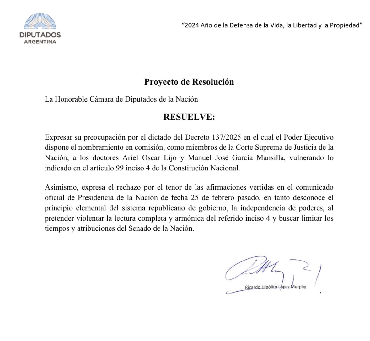 NO HAY LIBERTAD SIN ESTADO DE DERECHO

Rechazo firmemente el Decreto 137/2025, que corrompe el procedimiento constitucional para la designación de jueces de la Corte Suprema. La Constitución es clara al respecto: el nombramiento de magistrados requiere el acuerdo del Senado con
