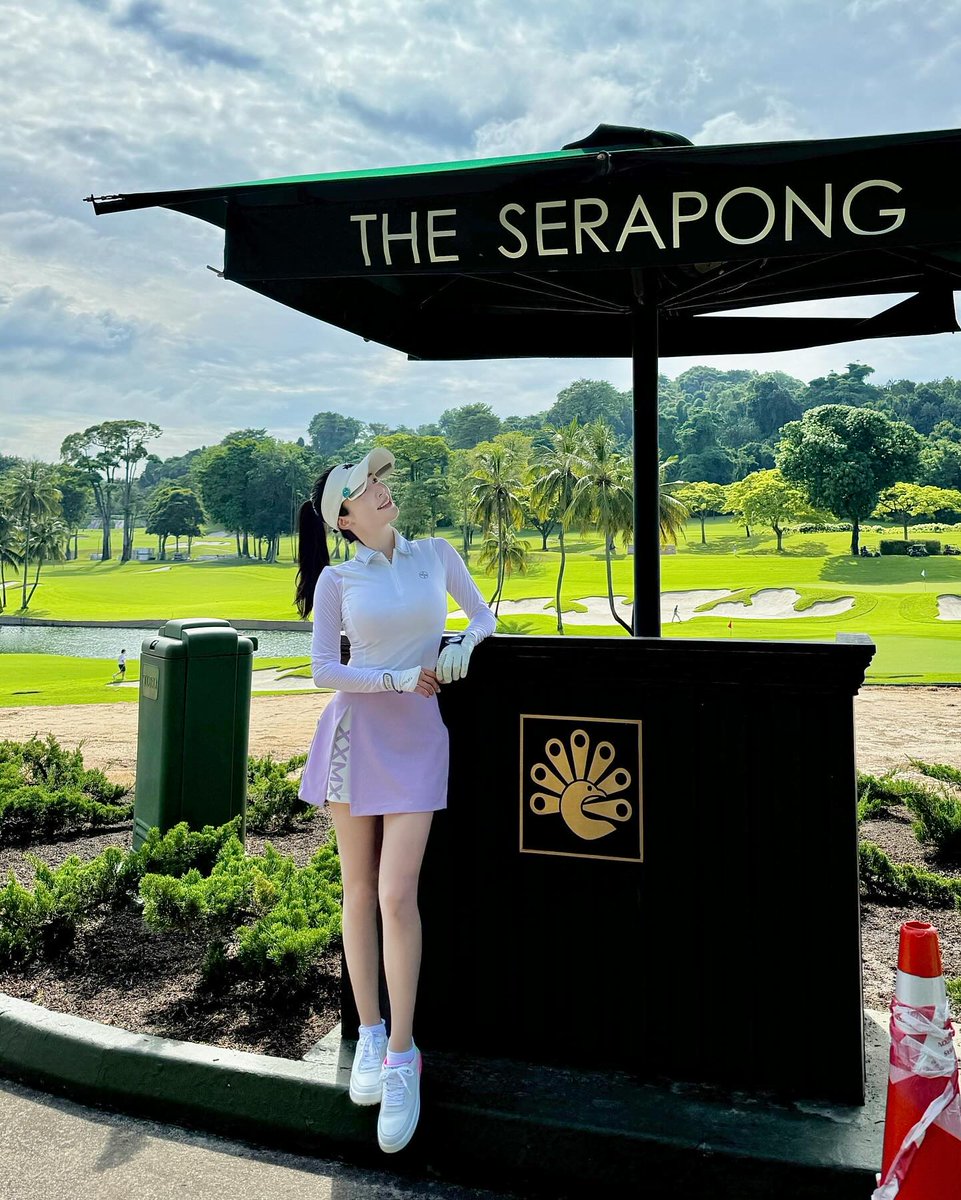 ShinHye666888's tweet image. Golf is not just a sport, it's a passion. Every swing is a step towards precision, every moment on the green is pure joy. 🌿🏌️‍♀️ 

#GolfLover #SwingWithStyle #GreenEscape