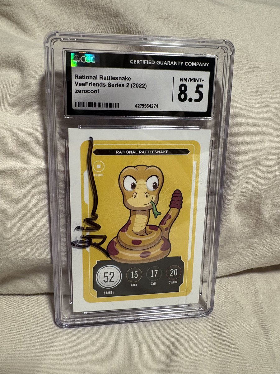 rightmow.eth (@rightmow) on Twitter photo Hey <a href="/garyvee/">Gary Vaynerchuk</a> bought this a bit ago to add to my mini collection, but I’m worried it’s not yours. Any way you can tell? Thanks for your time. Hey <a href="/garyvee/">Gary Vaynerchuk</a> bought this a bit ago to add to my mini collection, but I’m worried it’s not yours. Any way you can tell? Thanks for your time.