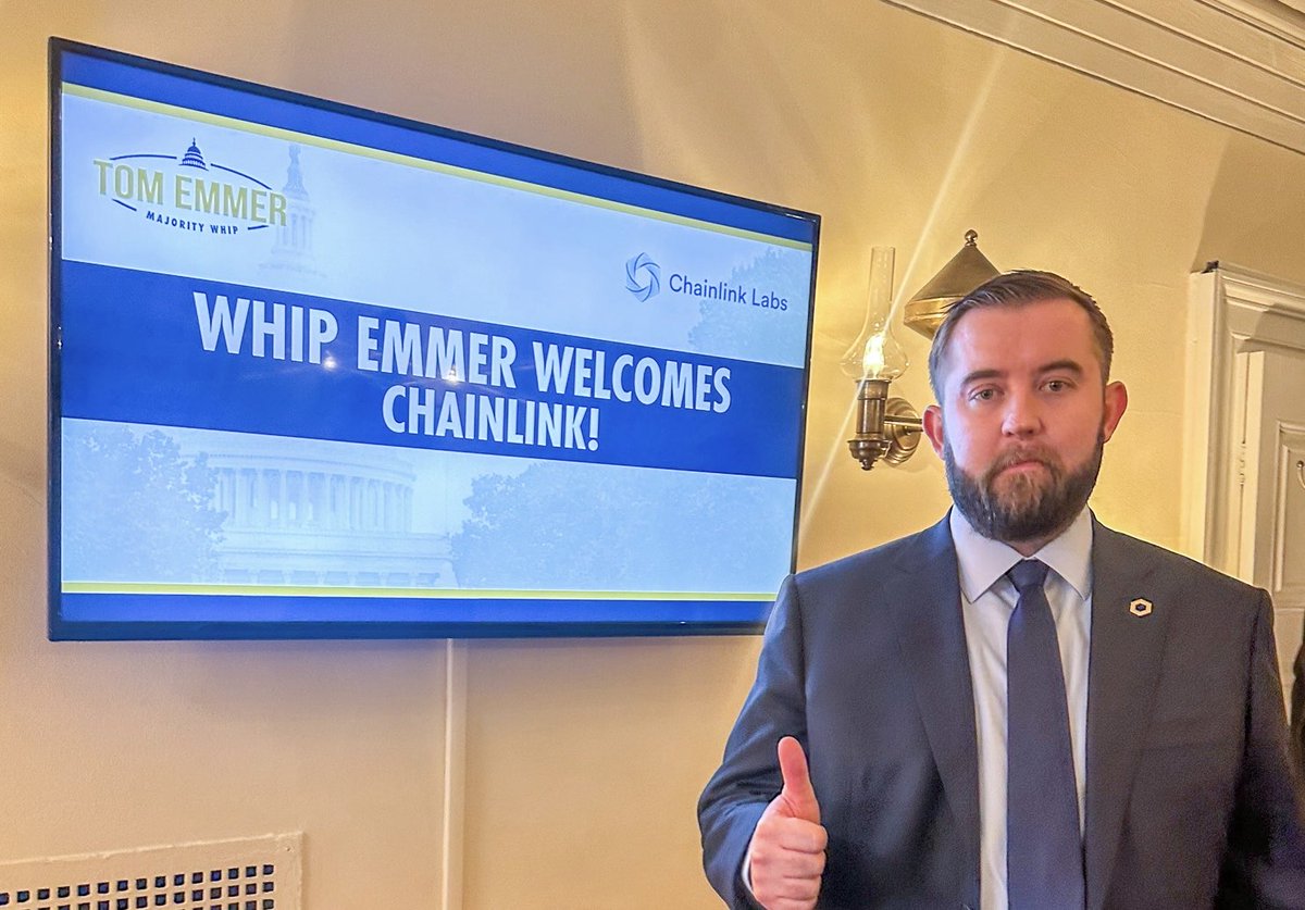 SergeyNazarov's tweet image. Excited to be in DC this week. Many meetings with top legislators like Congressman Tom Emmer and great advocates for our entire industry from the executive branch like Bo Hines.
I am seeing an entirely different level of interest about how to modernize the US financial system…